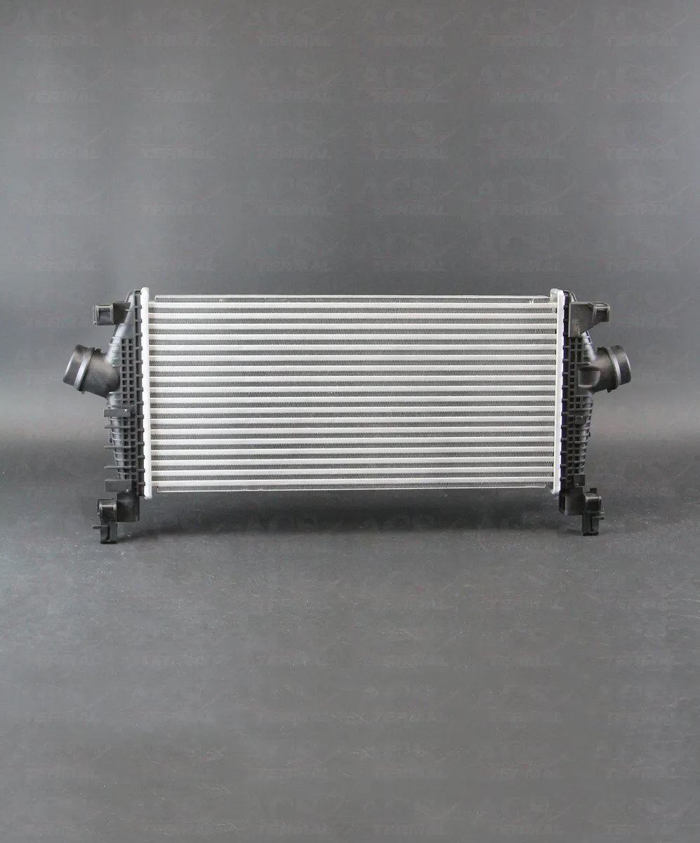 Интеркулер (радиатор охлаждения воздуха)1,4/1,6 16V TURBO MT 526556 526556