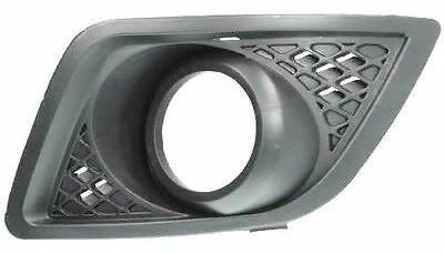 Решетка в бампер с отверстием левая PFD99159CBL PFD99159CBL