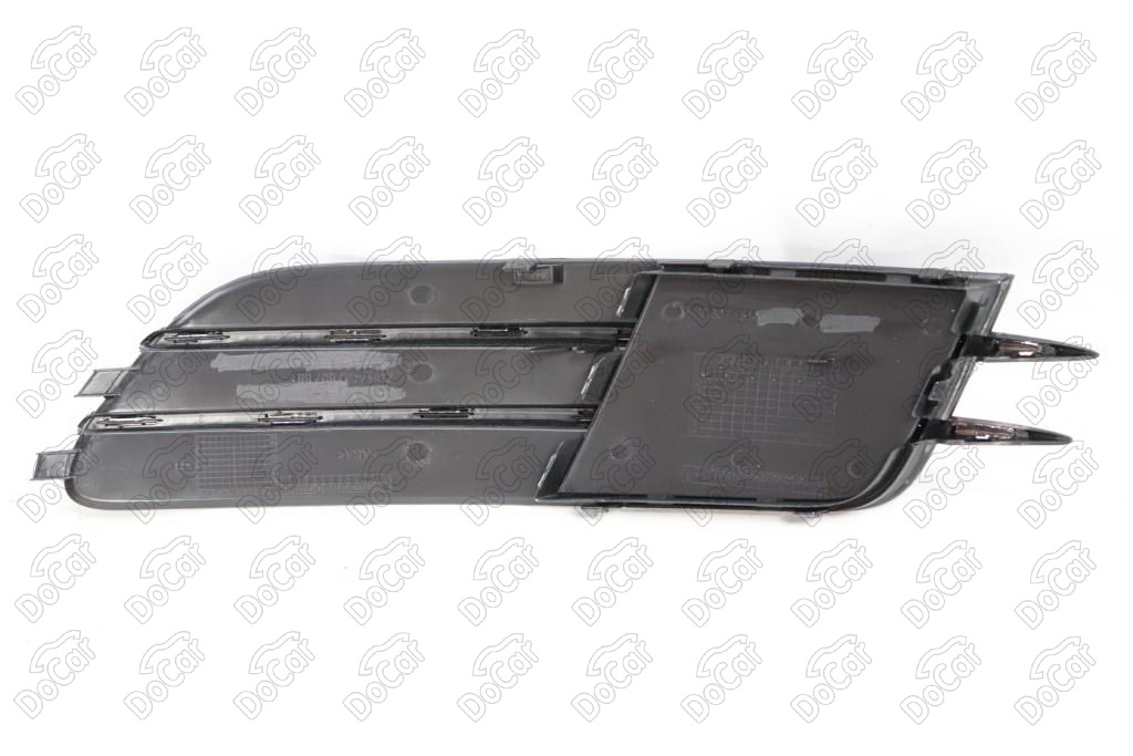 Накладка фары противотуманной Лев. с хромом глухая Audi A6 2011-2014 4G0807681-DCR 4G0807681-DCR