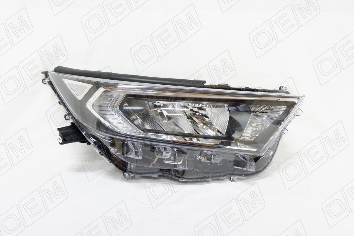 Фара с корректором, светодиодная (LED) правая OEM0182FR OEM0182FR
