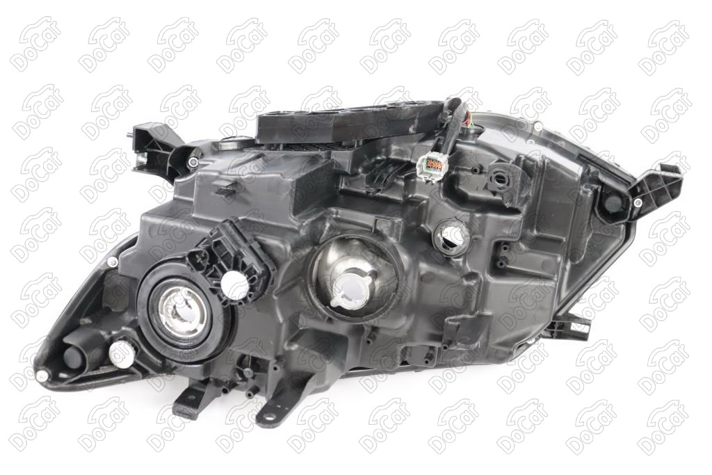 Фара передняя Прав. Nissan X-Trail T32 2014-2018 901581DCR 901581DCR