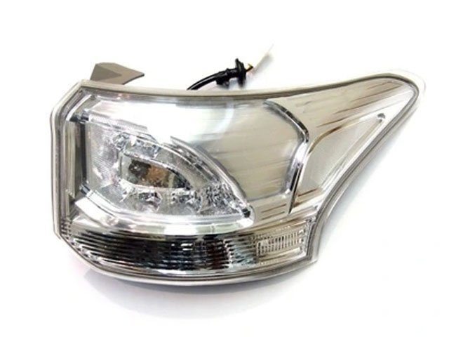 8330A790 Mitsubishi Фонарь задний правый рестайлинг для 