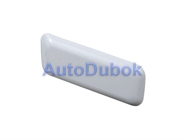 Крышка форсунки омывателя фар правая TOYOTA LAND CRUISER 200 15-21 L119013301R L119013301R