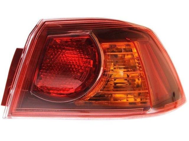 LANCER ФОНАРЬ ЗАДН ВНЕШН ПРАВ (СЕДАН) (Китай) MBLAN07-742-R MBLAN07-742-R