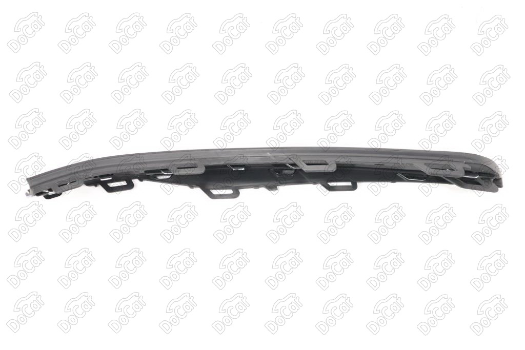 Молдинг накладки противотуманной фары Прав. VW Golf 7 2017-2020 5G0853666N-DCR 5G0853666N-DCR