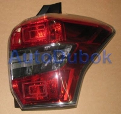 Фонарь внешний правый 220-1931R-LD-UE 220-1931R-LD-UE