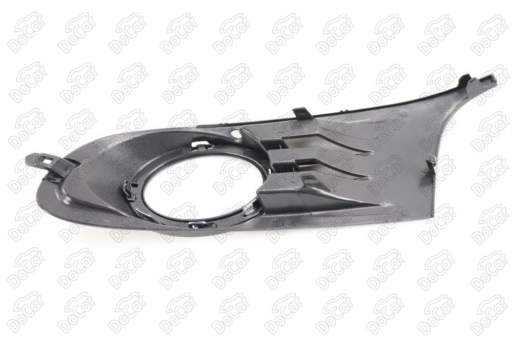 Накладка фары противотуманной Прав. VW Golf 6 2008-2012 5K08536669B9-DCR 5K08536669B9-DCR