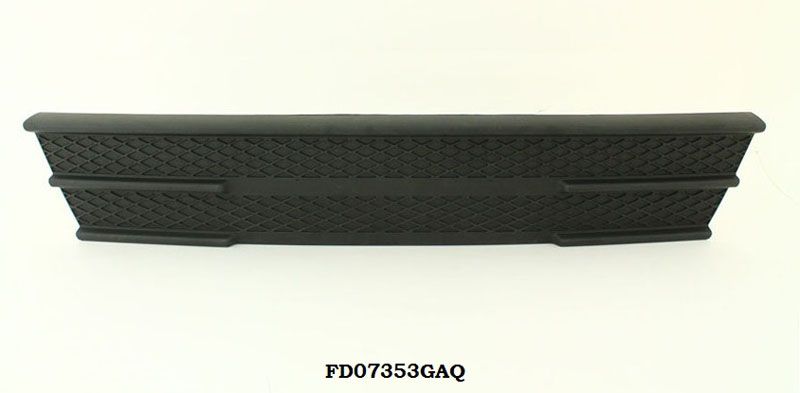 FD07353GAQ TYG РЕШЁТКА В БАМПЕР FD KUGA (CBS) `13-16 для 