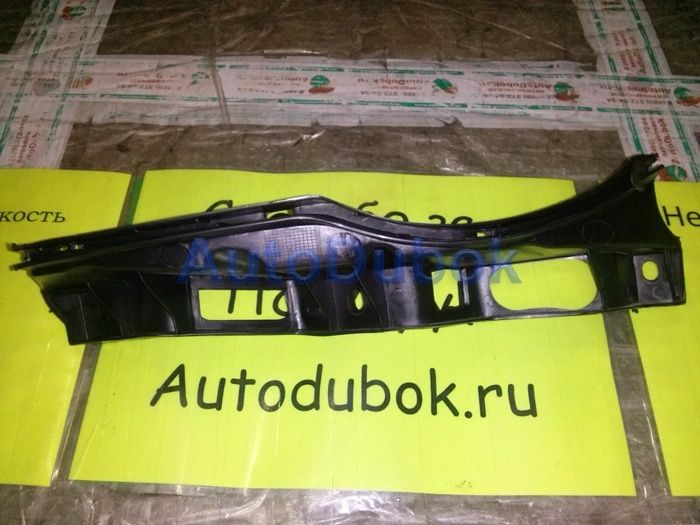 Кронштейн бампера под фару правый 95550792 95550792