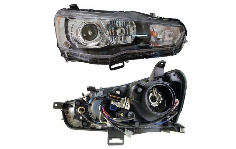 ZMB1156R Signeda Фара под корректор правая XENON для 