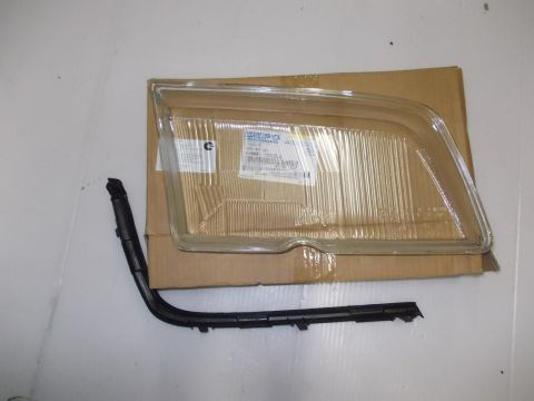 Стекло фары левая с рамкой MD20297-020-L MD20297-020-L