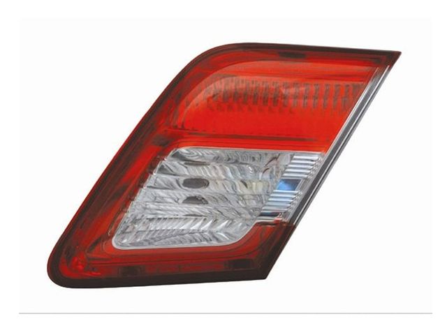 Фонарь задний правый внутренний красно-белый Америка 163146R 163146R