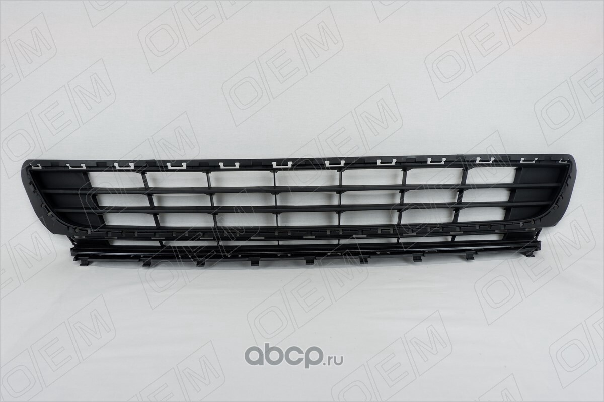 Решетка в бампер нижняя с чёрным молдингом OEM3750 OEM3750