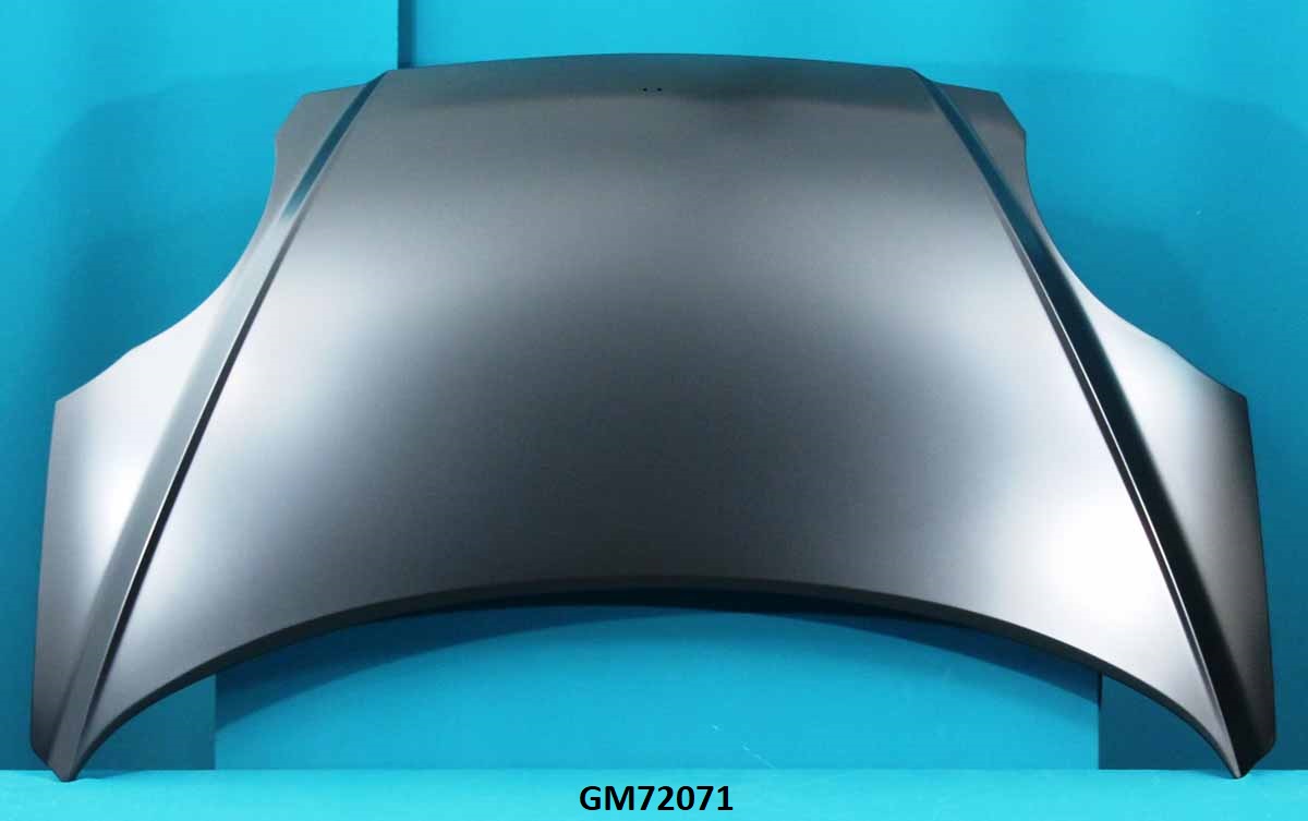 Капот с отв под эмблему GM72071