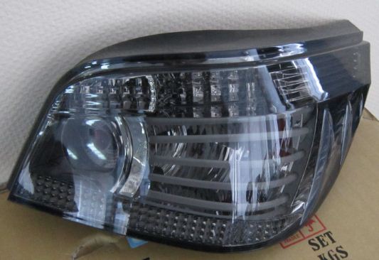 BME6002-744TT-N Eagle eyes E60 ФОНАРЬ ЗАДН ВНЕШН Л+П (КОМПЛЕКТ) ТЮНИНГ (СЕДАН) (EAGLE EYES) ПОЛНОСТЬЮ С ДИОД ТОНИР для 