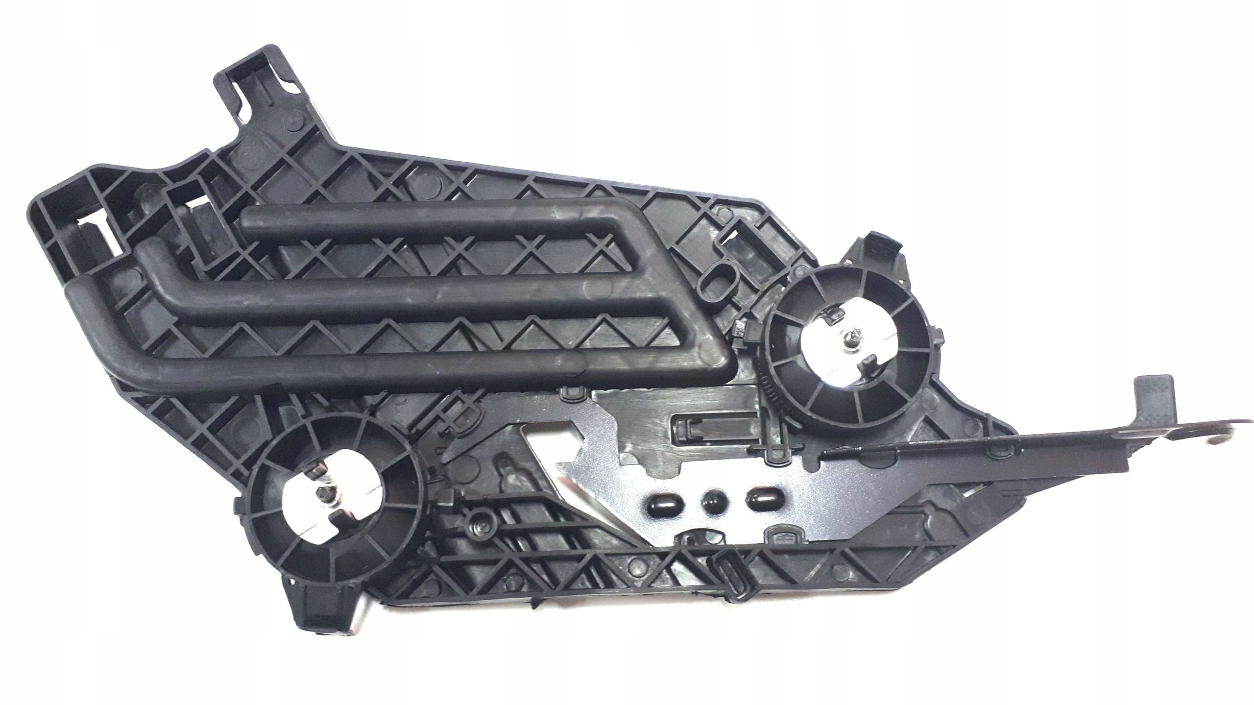 Кронштейн фары левый SD260006B-3L00