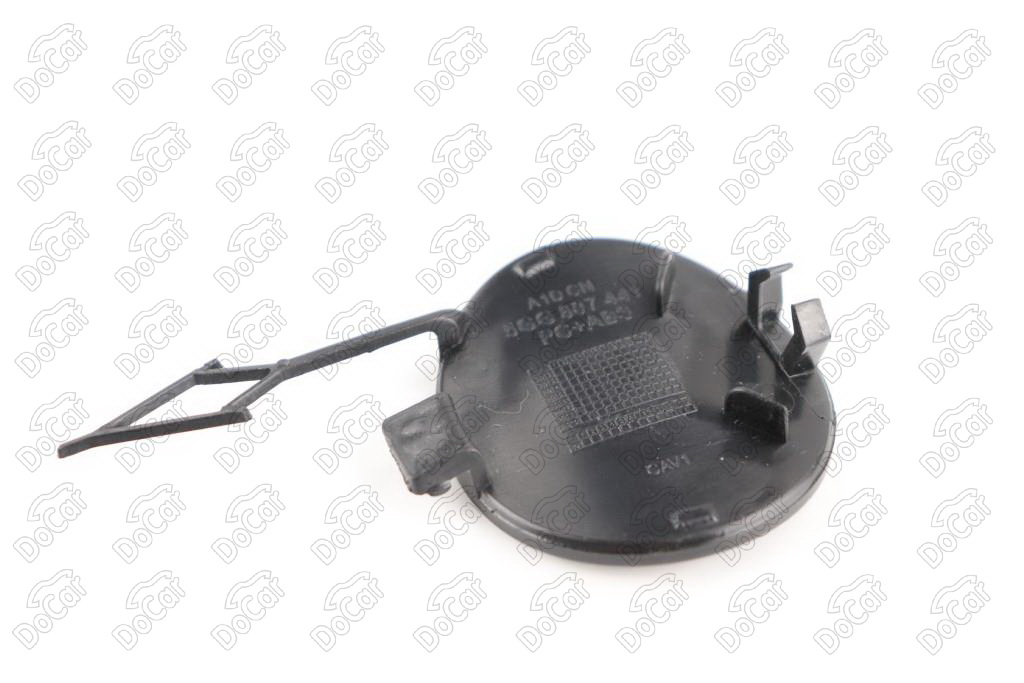 Заглушка бампера заднего VW Golf 7 2012-2017 5G6807441GRU-DCR 5G6807441GRU-DCR