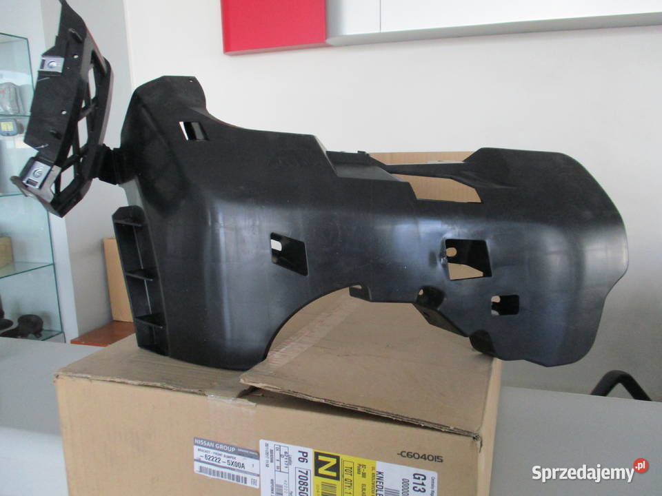622225X00A Nissan Кронштейн бампера переднего правый для 