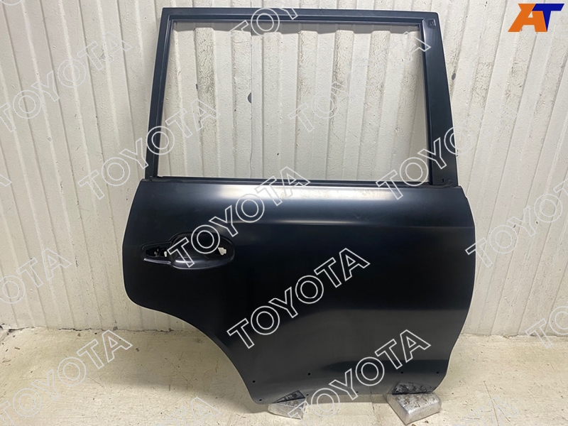 D10-67003-60431-U001 Toyota Дверь задняя TOYOTA LAND CRUISER 200 12- RH с отв-м под молдинг (уценка на 10%) для 