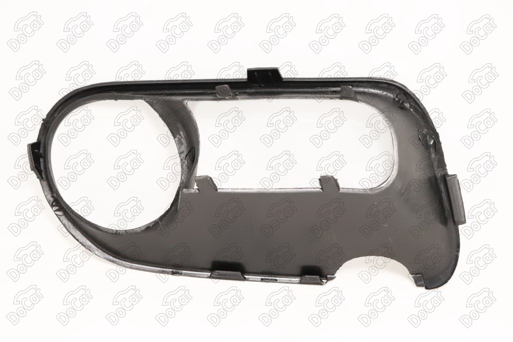 Накладка фары противотуманной Прав. VW Touareg I 2002-2007 7L6853664F9B9-DCR 7L6853664F9B9-DCR