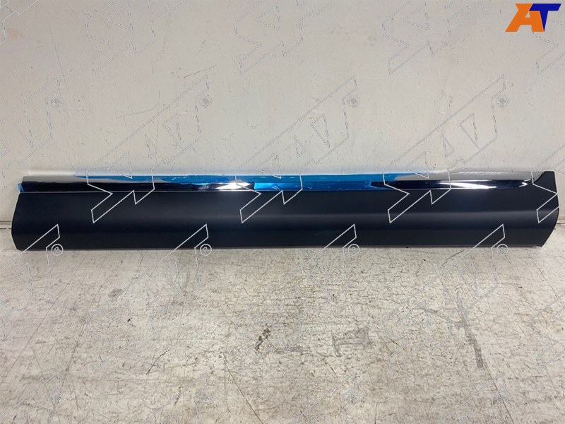 Накладка на переднюю дверь TOYOTA HIGHLANDER 10-13 RH (уценка на 10%) D10-ST-TYG3-040M-A1-U001 D10-ST-TYG3-040M-A1-U001