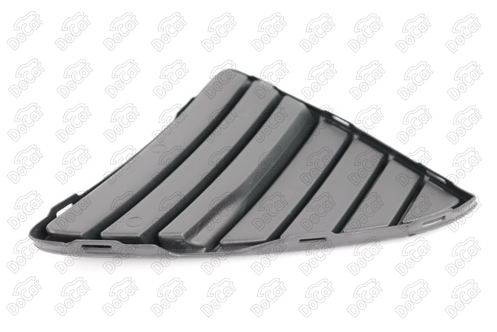 Решетка бампера переднего Прав. чёрная Ford Focus 2012-2014 1718736-DCR 1718736-DCR