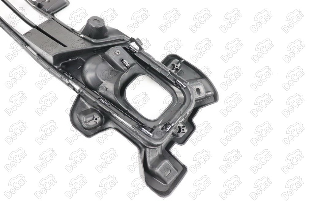 Накладка фары противотуманной Прав. Toyota Land Cruiser 200 2016- BS4N51677C-DCR BS4N51677C-DCR