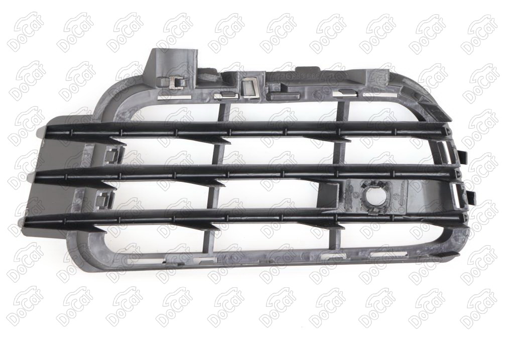 Решётка бампера переднего Прав. VW Touareg II 2010-2014 7P68546629B9-DCR 7P68546629B9-DCR