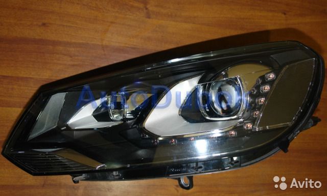 Фара с корректором ксенон 2011-2014г левая 1ZS010328-051 1ZS010328-051