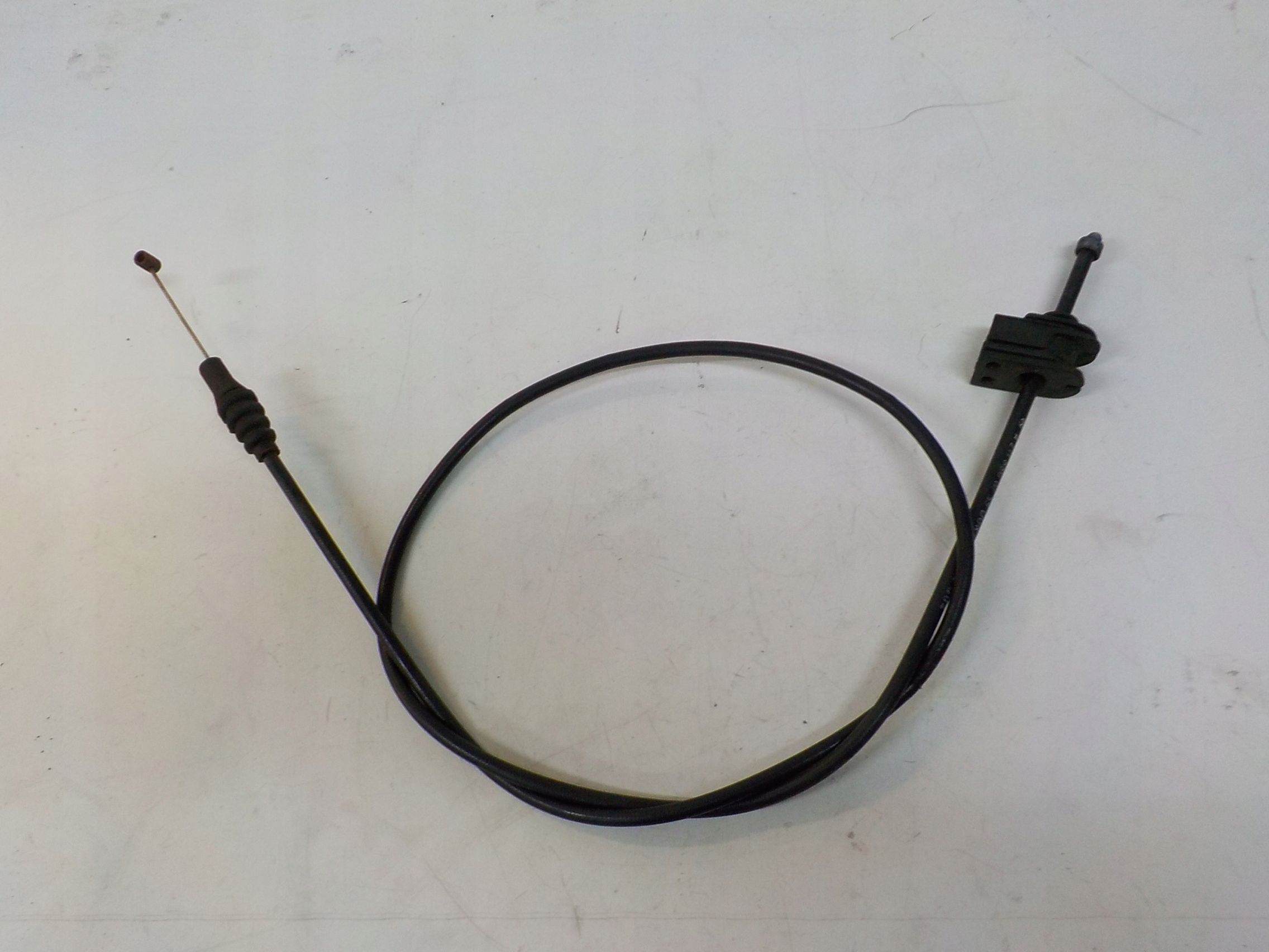 A2118800259 Mercedes Трос капота короткий для 