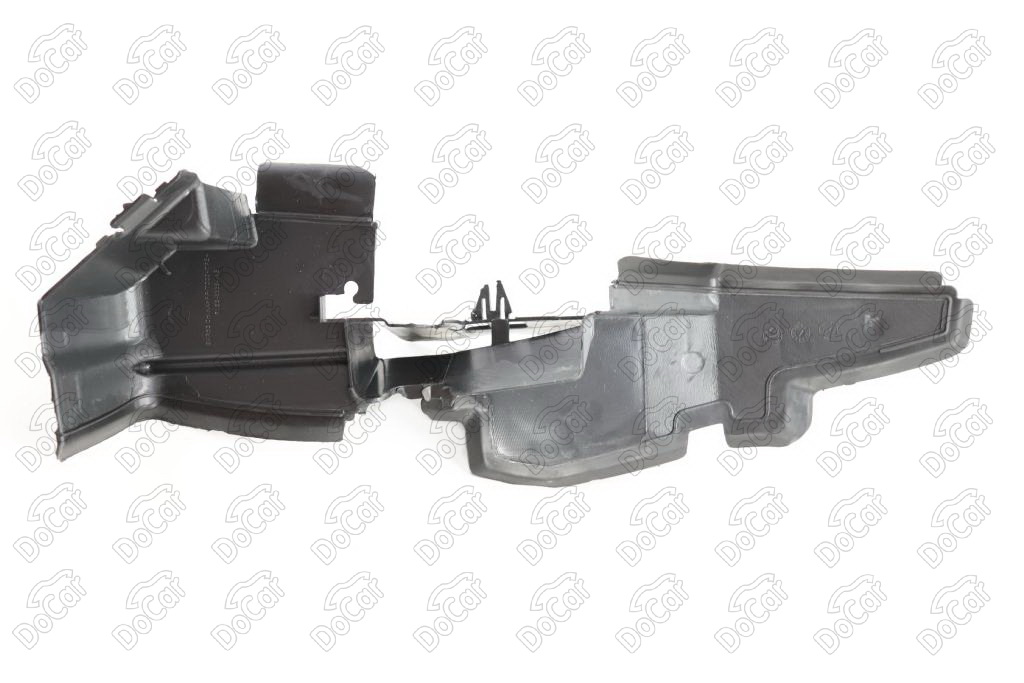 Дефлектор радиатора передний Прав. Ford Focus 2015-2018 1920606-DCR 1920606-DCR