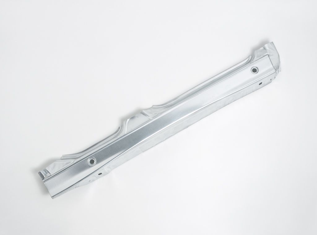 Порог правый PBM76002ER PBM76002ER