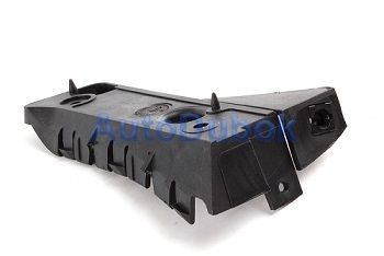 Крепление бампера правое AD43005AR