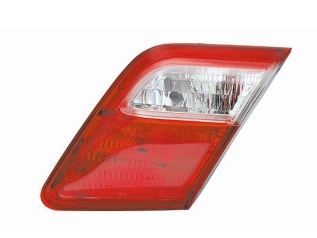 ФОНАРЬ ПРАВЫЙ ВНУТРЕННИЙ CAMRY 06- 163051R 163051R
