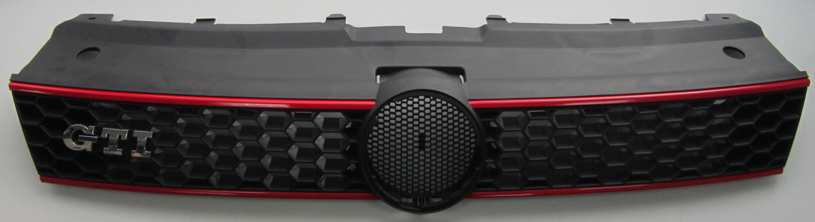 Решётка радиатора GTI  VWPLO10-104 VWPLO10-104