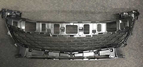 BHB6-50-1T1B Mazda Решетка в передний бампер 2009-2011 для Mazda 3 2009-2012 [BL]