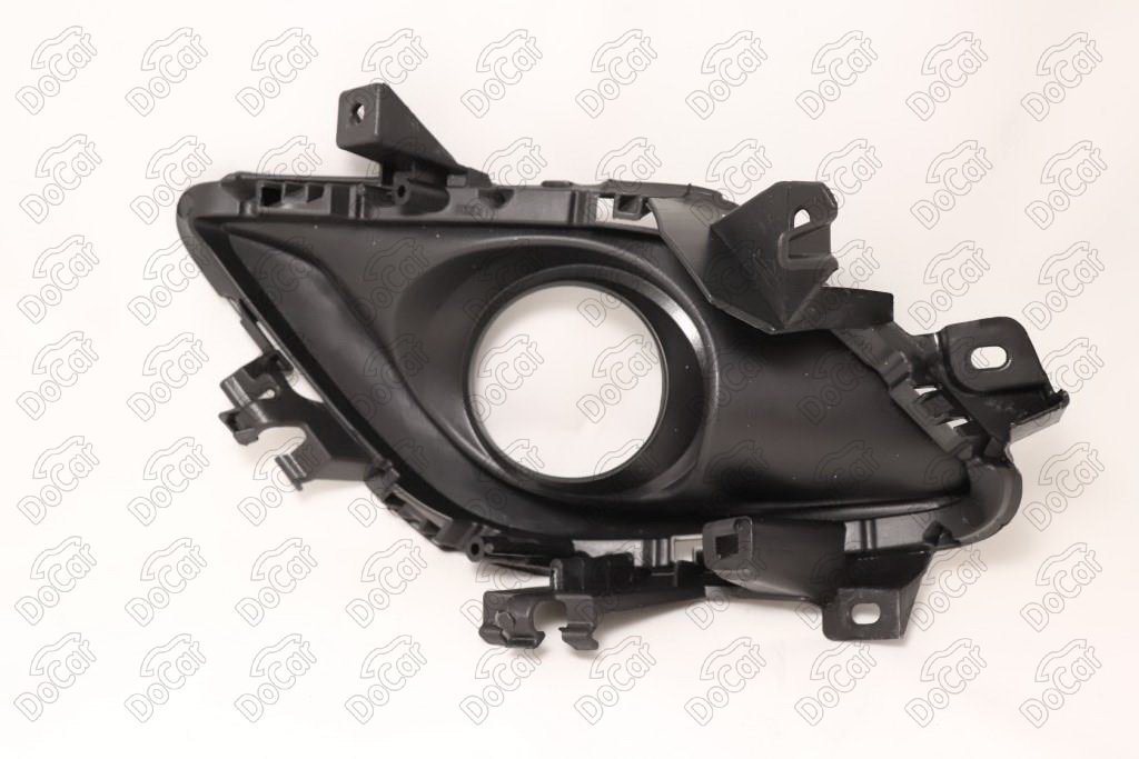 Накладка фары противотуманной Прав. Mazda M6 2013-2016 GHR450C11A-DCR GHR450C11A-DCR
